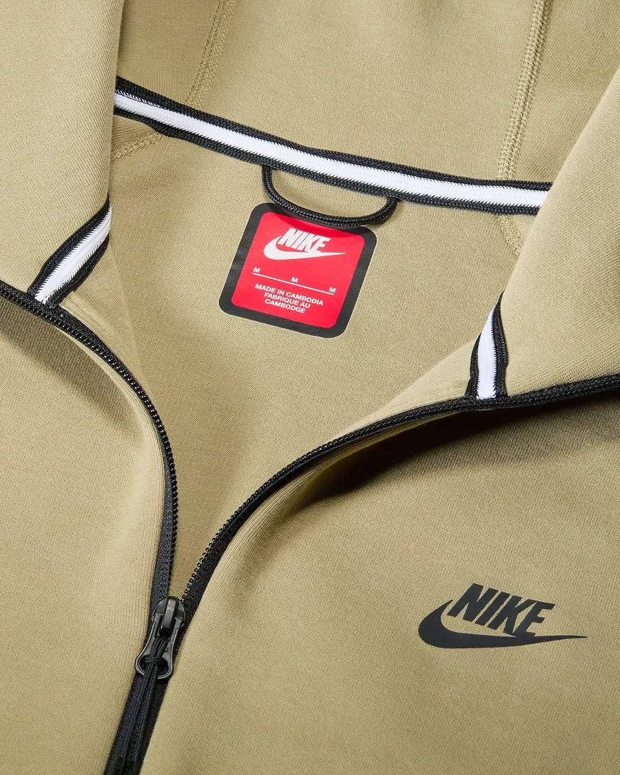 Nike Tech Fleece- Neutral Olive