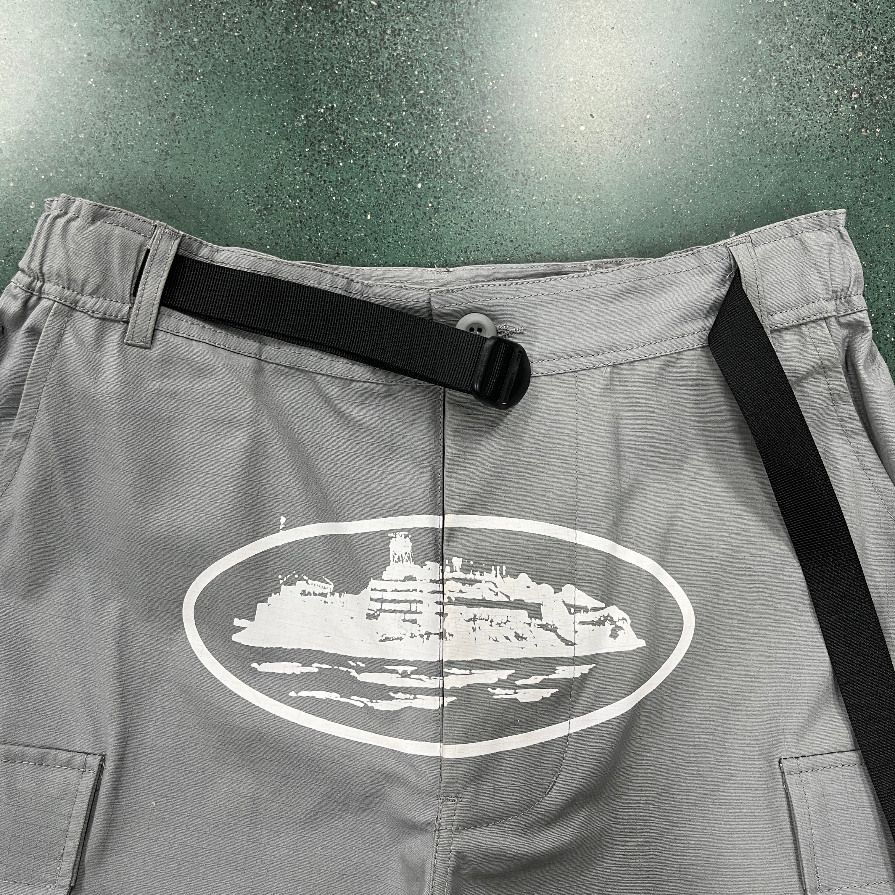 Corteiz Alcatraz Stone Grey Cargos