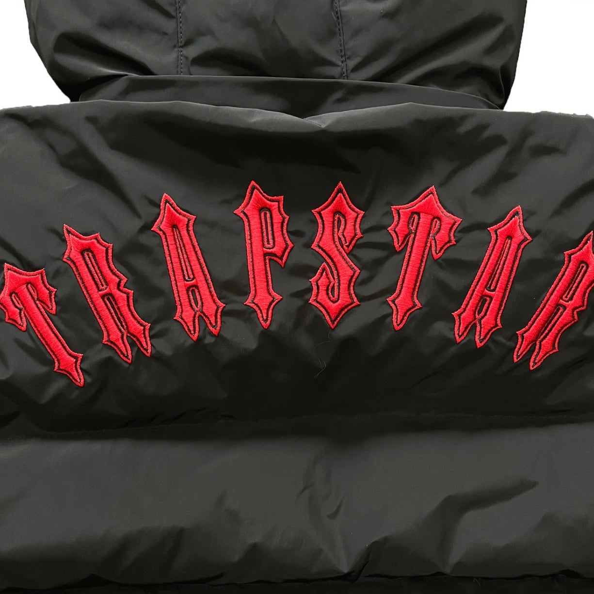 Trapstar Irongate Jacket Detachable Hood, Color Black / Red