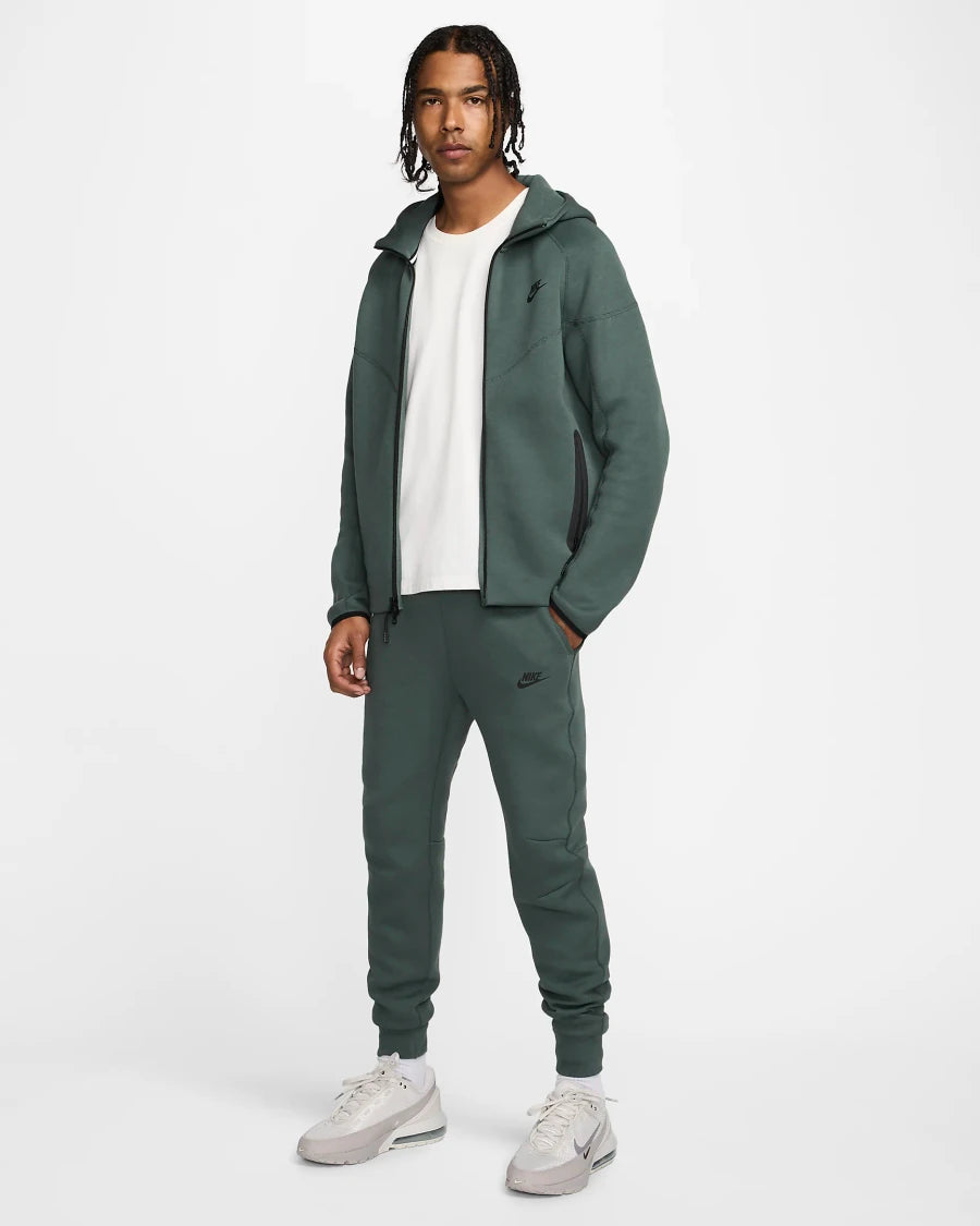 Nike Tech Fleece- Vintage Green