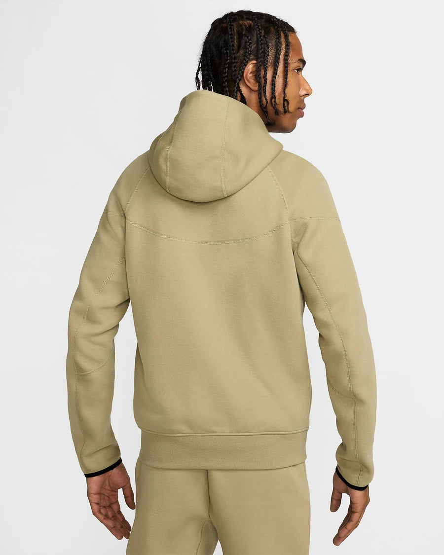 Nike Tech Fleece- Neutral Olive